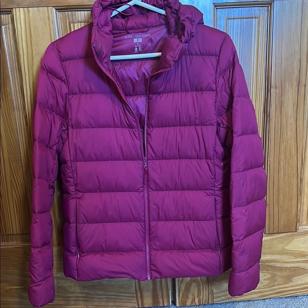 Uniqlo Pink Puffer Jacket Lightweight Quilted Design